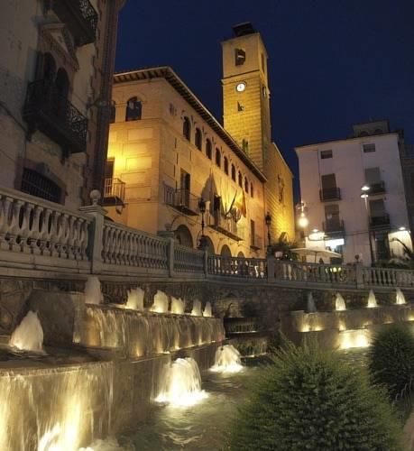 Апартаменты Apartamentos Castillo de la Yedra