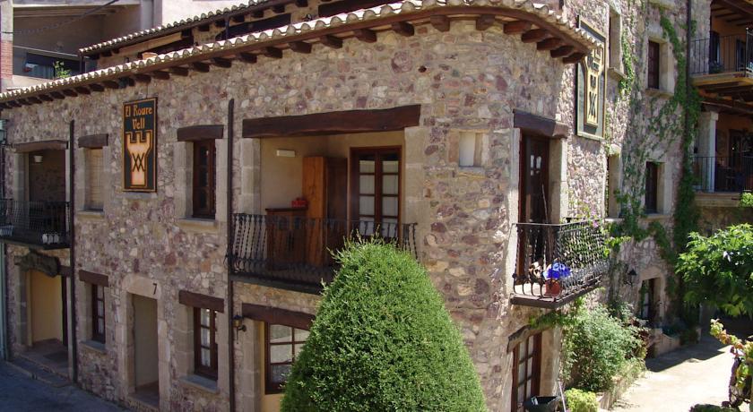 Отель Apartaments Darnius