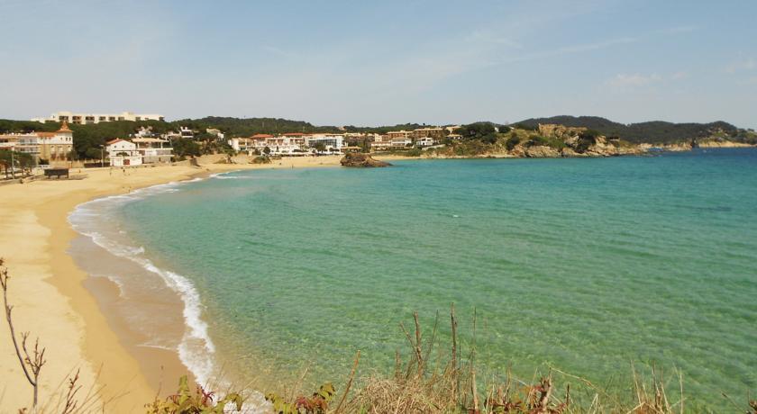 Апартаменты Holiday Home Puigpedró