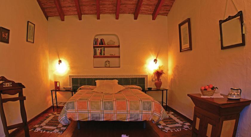 Отель Cortijo Lagar de Luisa