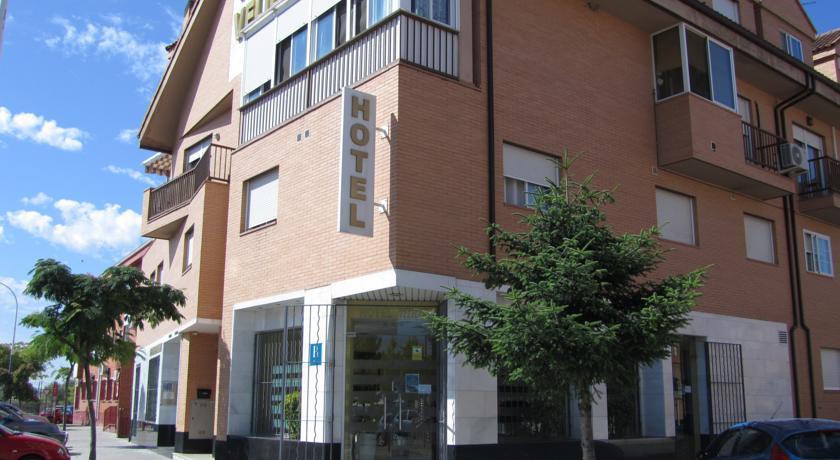 Отель Hotel Velilla