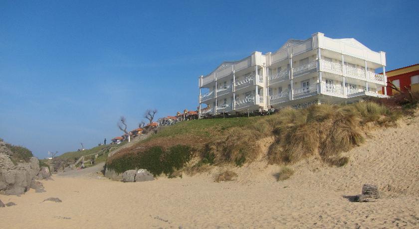 Отель Hotel Pineda Playa
