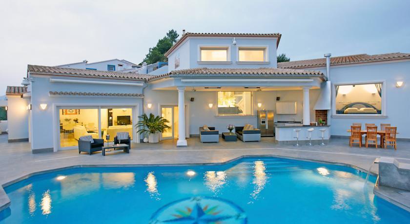 Апартаменты Holiday home Finca Edel Moraira