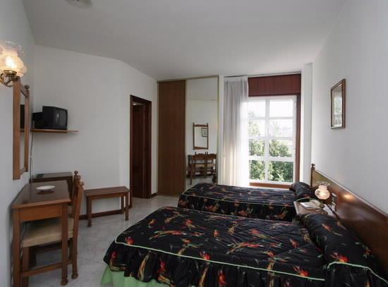 Отель Hotel Cristaleiro