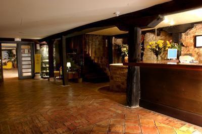 Гостевой дом Hotel Posada Santa Maria la Real