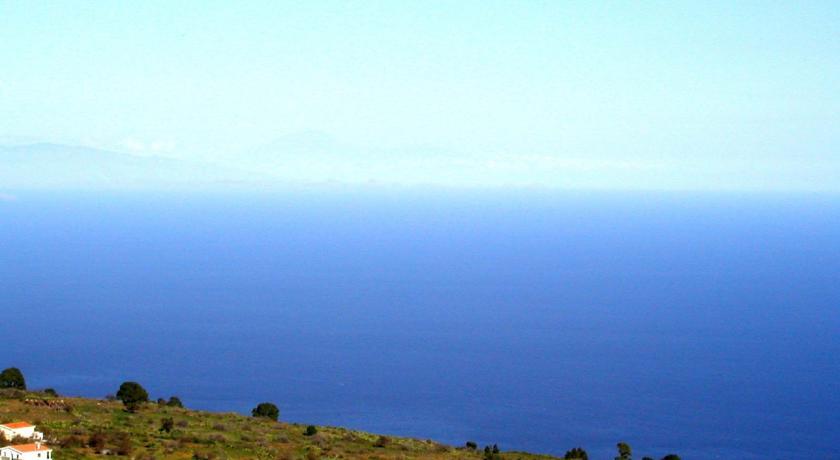 Отель Casa Rural El Roque