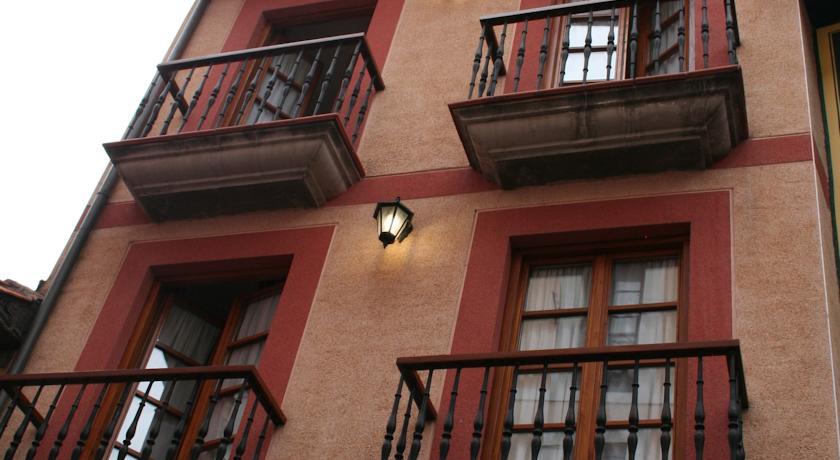 Отель Hotel Argüelles