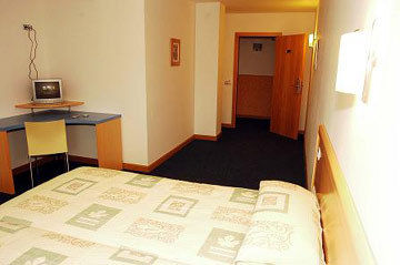 Отель Hotel Hiblanc