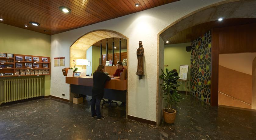 Отель Abat Cisneros Montserrat