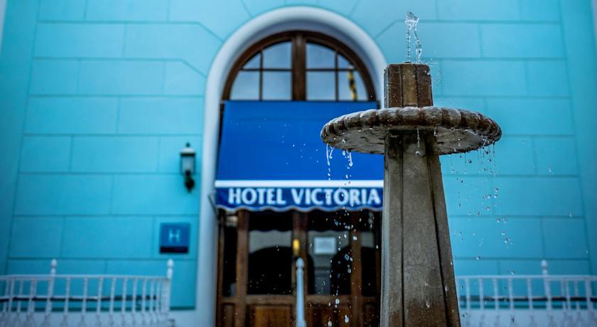 Отель Hotel Victoria