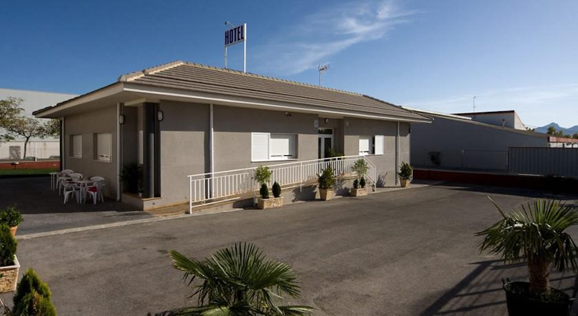 Отель Hotel Ibi