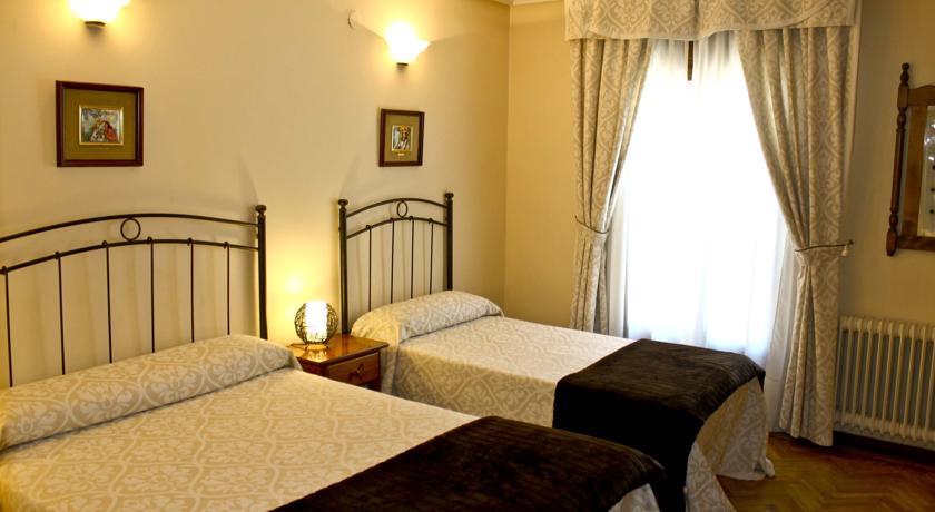 Гостевой дом Hostal Alcántara