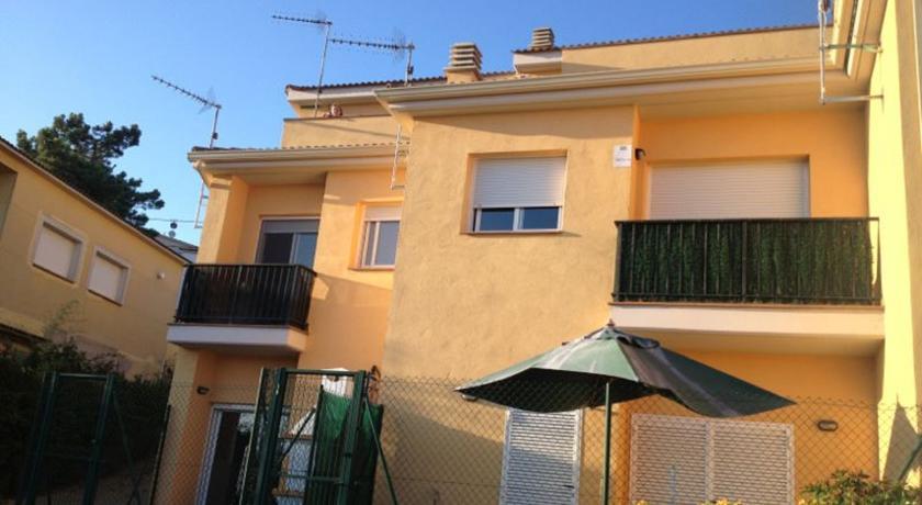 Апартаменты ABC Holidays Homes