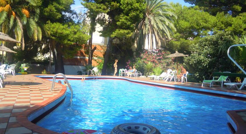 Апартаменты Apartamentos El Oasis