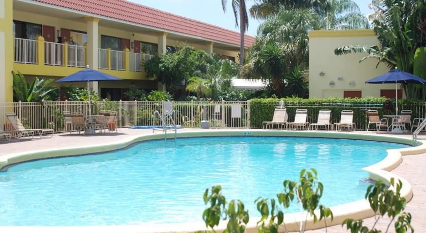 Отель Best Westen Plus University Inn