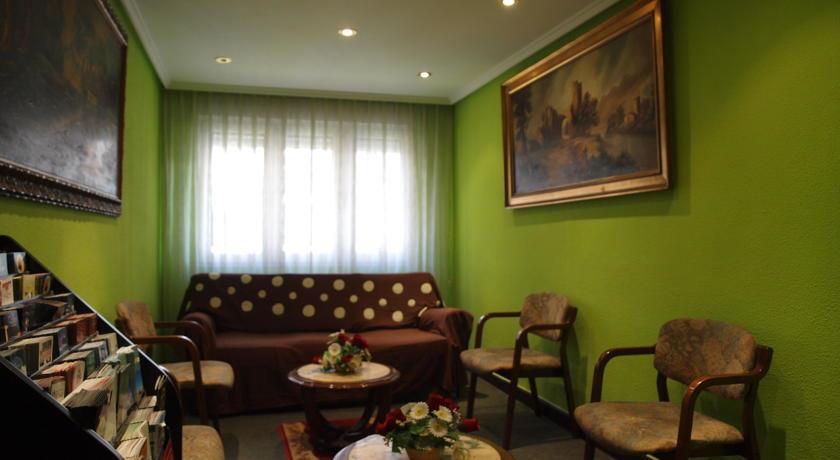 Отель Hotel Paris