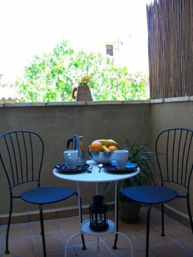 Отель Apartamentos San Gregorio