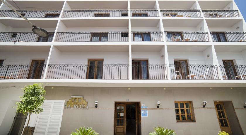 Гостевой дом Hostal Sa Rota