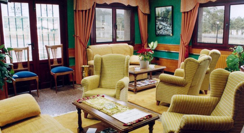 Отель Hotel Rio Mayor Palace