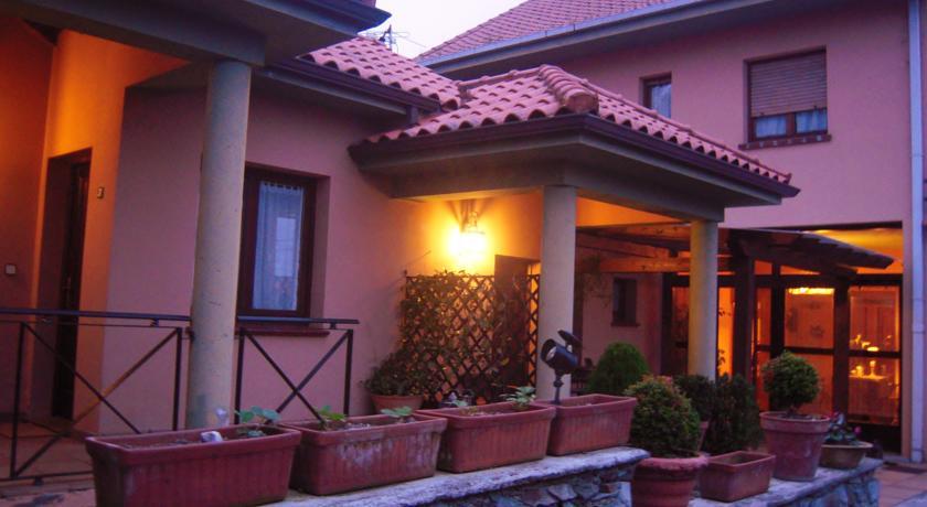 Отель Hotel Rural Aguilar