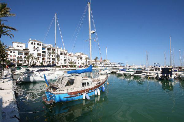 Апартаменты Holiday apartment Manilva La Duquesa