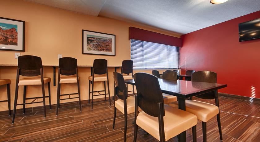 Отель Best Western El Rey Inn Suites