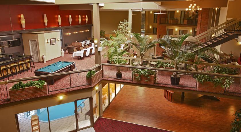 Отель Best Western Plus Laval-Montreal & Conference Centre