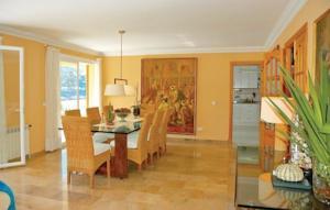 Апартаменты Apartment Cami del Cingle