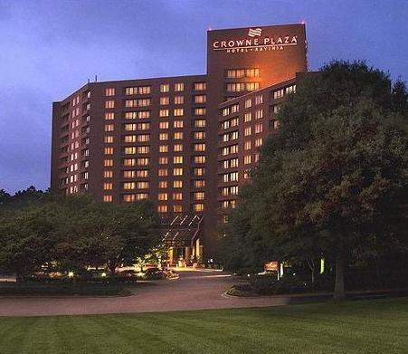 Отель Crowne Plaza Atlanta Perimeter At Ravinia