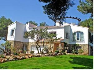 Отель Holiday home Roget Jávea