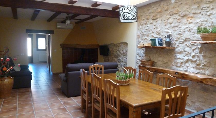 Отель Les Oliveres Mil·lenàries