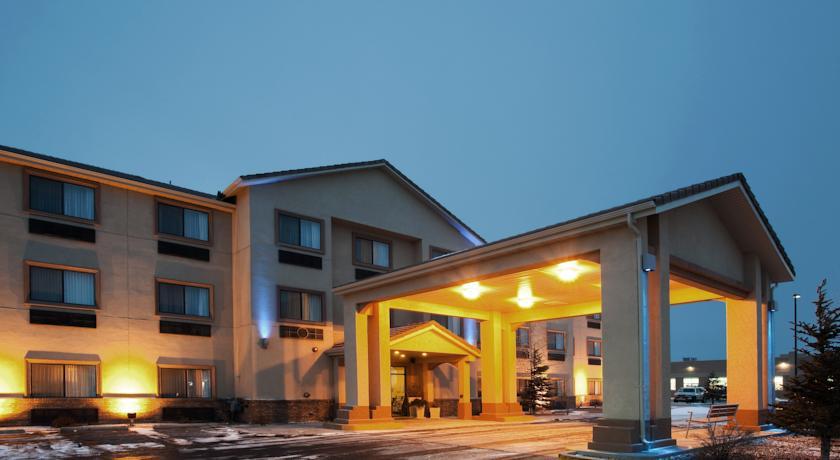 Отель Holiday Inn Express & Suites Alamosa