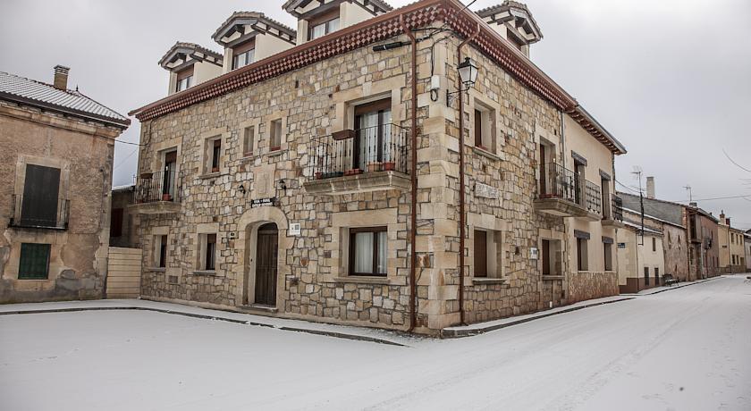 Отель Casa Rural Castillo Diempures