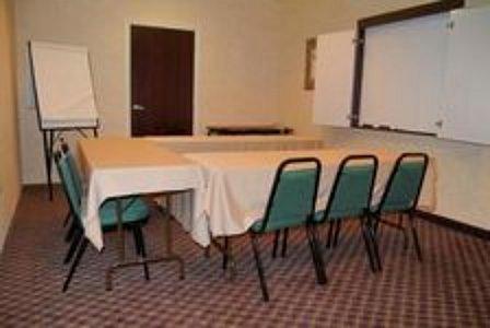 Отель Holiday Inn Express Hotel & Suites-Brevard