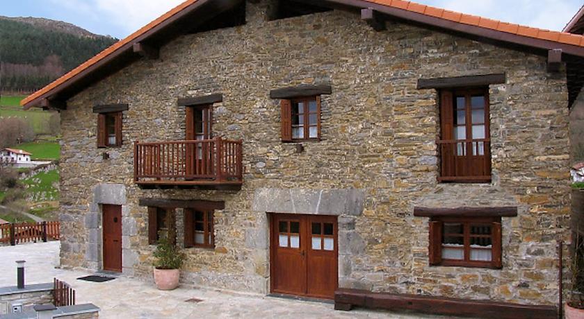 Апартаменты Holiday home Gaztelu