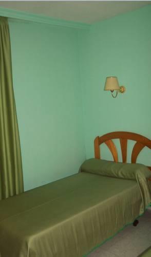 Гостевой дом Hostal Los Arcos
