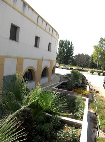 Отель Hotel Acueducto Gran Ruta