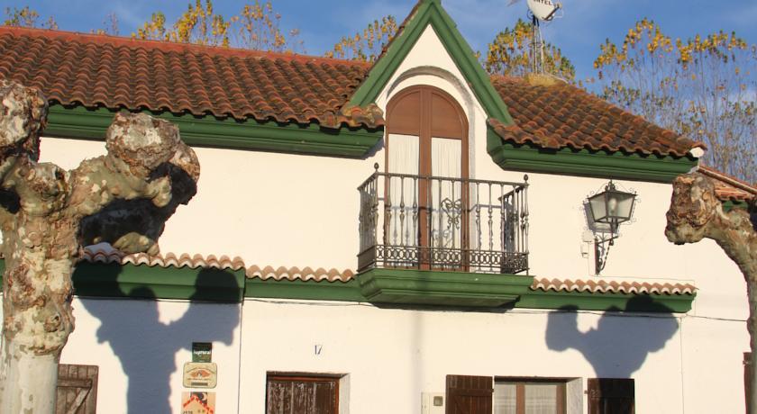 Отель Casas Victor