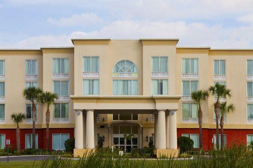 Отель Holiday Inn Express Hotel & Suites ARCADIA