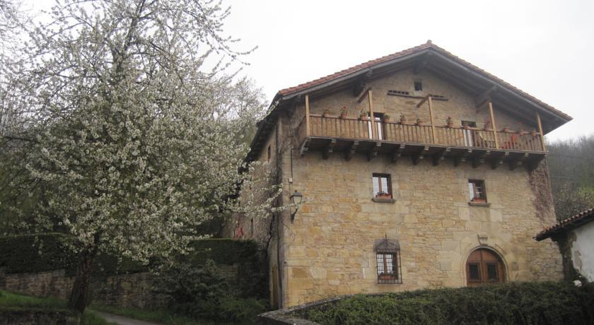 Отель Arguiñenea