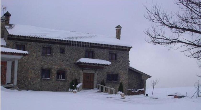 Отель Casa Rural Finca Jutia