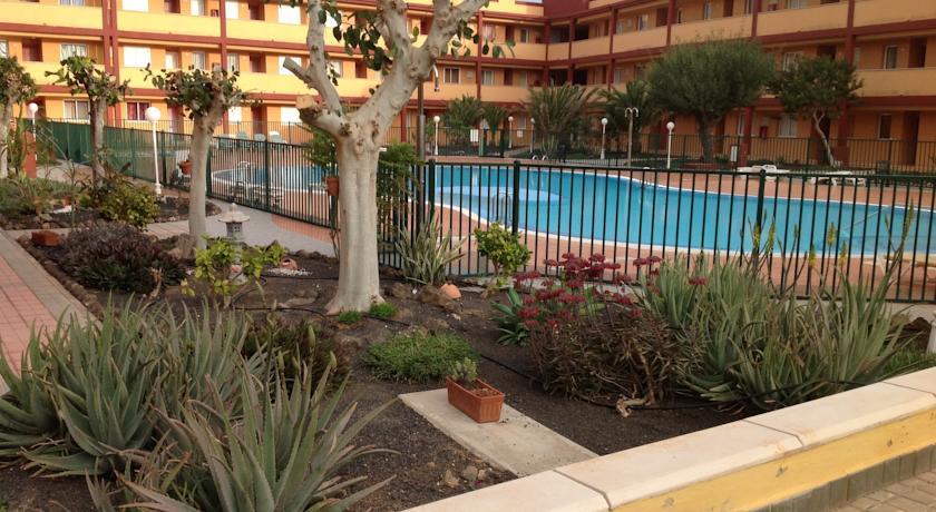 Апартаменты Apartamentos Las Caletas Playa