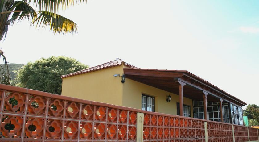 Отель Casa La Caldereta