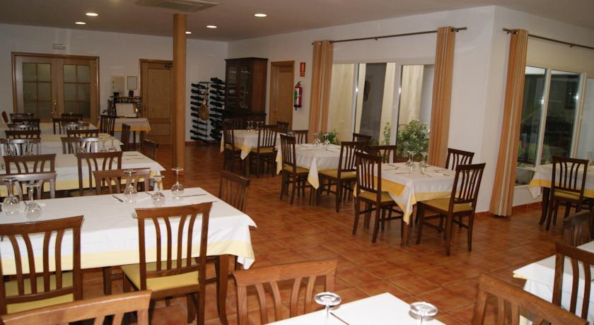 Гостевой дом Hostal Restaurante Bustos