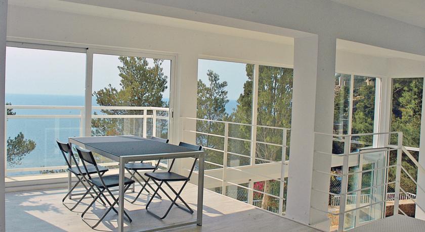 Апартаменты Holiday home Es Pins