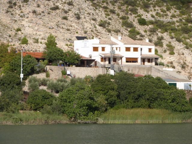 Отель Casas Rurales Rio Jucar