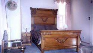 Gatsby Mansion Inn