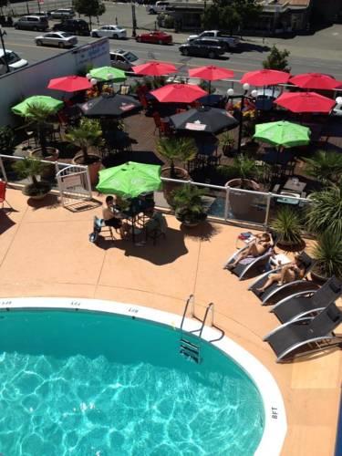 Отель Capital City Center Hotel