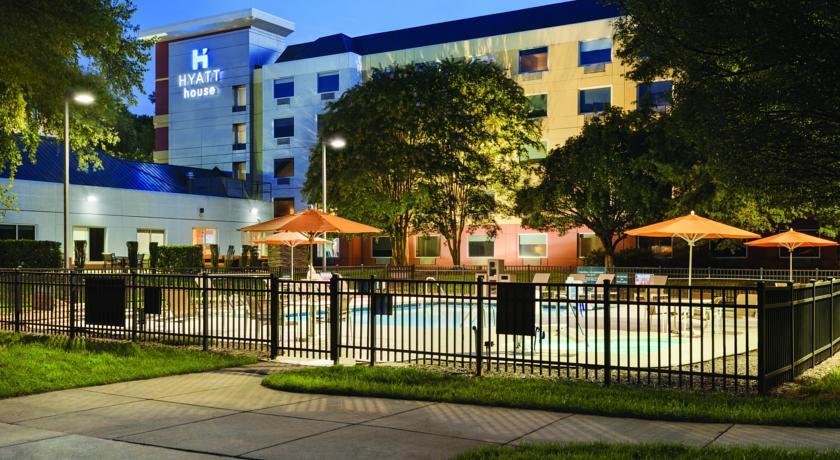 Отель HYATT house Charlotte Airport