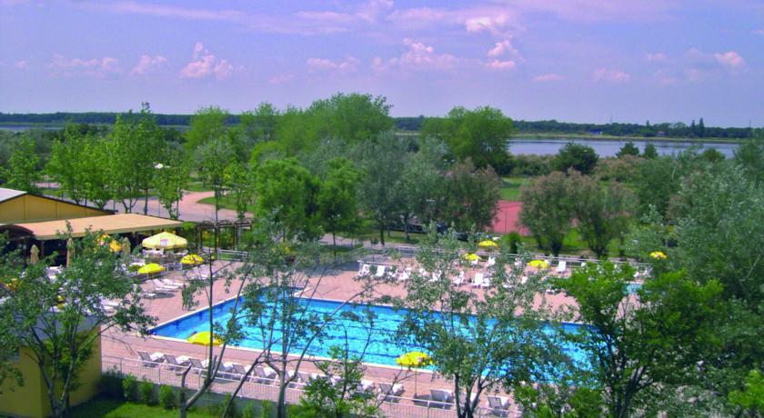 Отель Club del Sole Spina Camping Village
